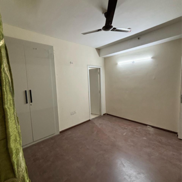Room in 3.5 BHK Apartment at Imperia Esfera, Garoli Kalan – for Rent
