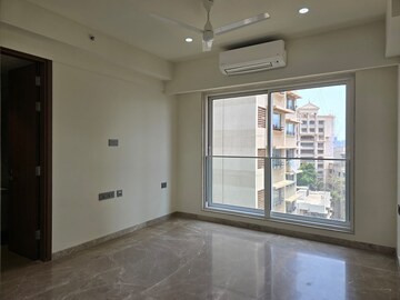 Bedroom in 2 BHK Apartment at Bandra West – for Rent
