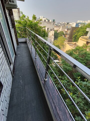 Balcony in 1 RK Builder Floor at Sector 56 – for Rent