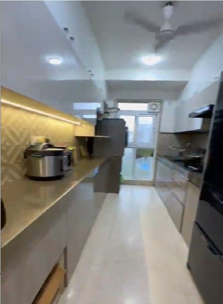 Kitchen, platinum-life 3 Bedroom 900 Sq.Ft. Apartment In Andheri West Mumbai 9183911