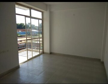 Room in 2 BHK Apartment at Breez Global Heights, Sohna Sector 33 – for Sale