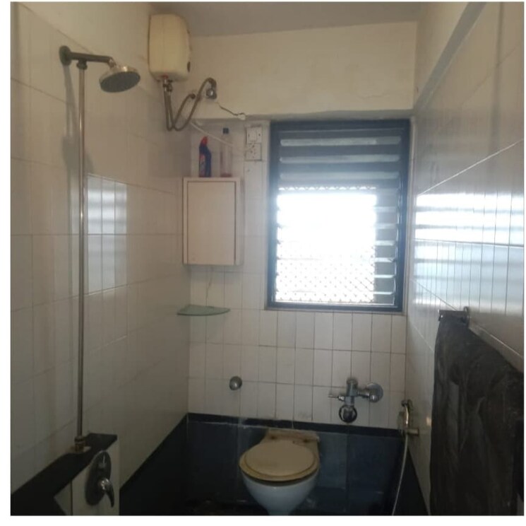 Bathroom, brookhill-tower 2 Bedroom 750 Sq.Ft. Apartment In Andheri West Mumbai 9183945