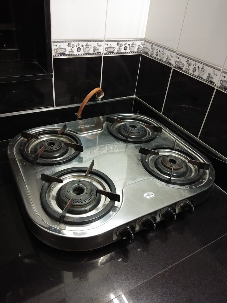  Parking, samartha-aangan 2 Bedroom 1150 Sq.Ft. Apartment In Andheri West Mumbai 9183951