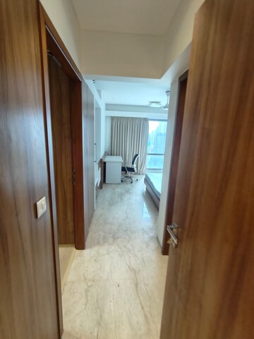 Room in 3 BHK Apartment at Radius Imperial Heights, Goregaon West – for Rent