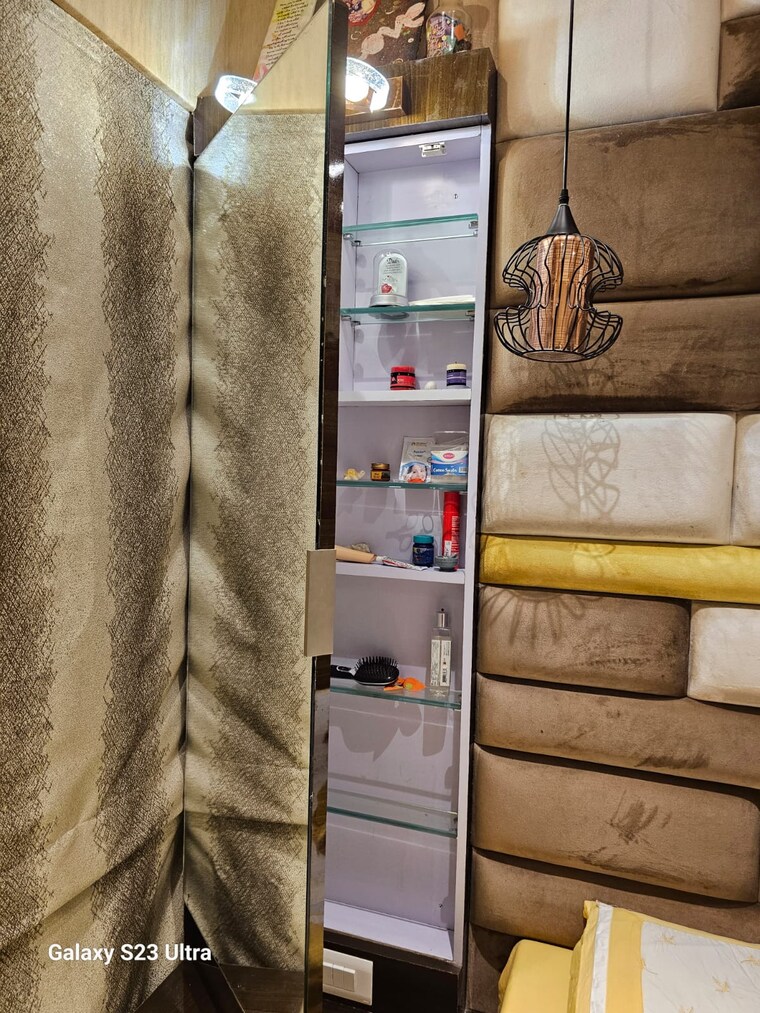 undefined, radius-imperial-heights 2.5 Bedroom 900 Sq.Ft. Apartment In Goregaon West Mumbai 9184047