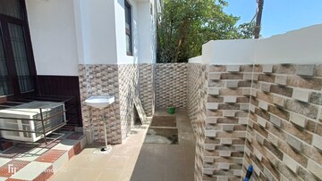 2.5 BHK Apartment – Exterior View View at Parsvnath Royale Floors, Uattardhona - for Rent