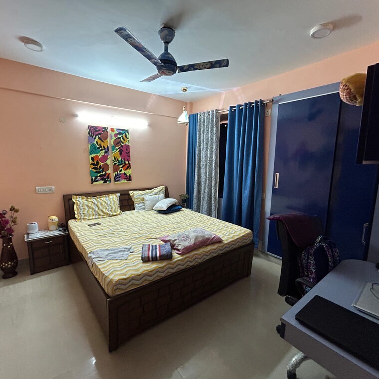 Bedroom, ramprastha-city-the-edge-towers 2 Bedroom 1310 Sq.Ft. Apartment In Sector 37d Gurgaon 9184078