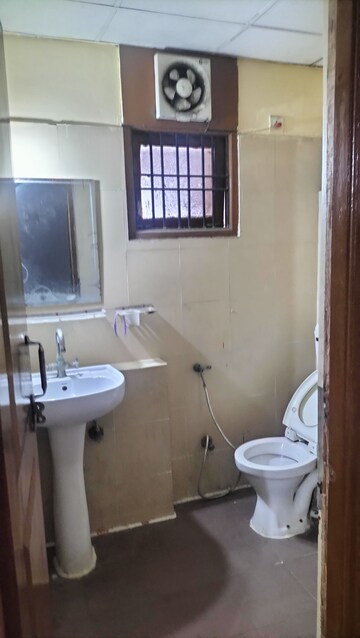 Bathroom in 2.5 BHK Apartment at SRS Royal Hills, Sector 87 – for Rent