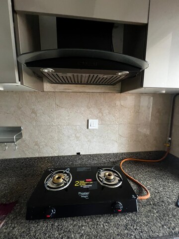 Furnished Amenities in 4 BHK Apartment at Imperial Heights Goregaon West, Goregaon West – for Rent