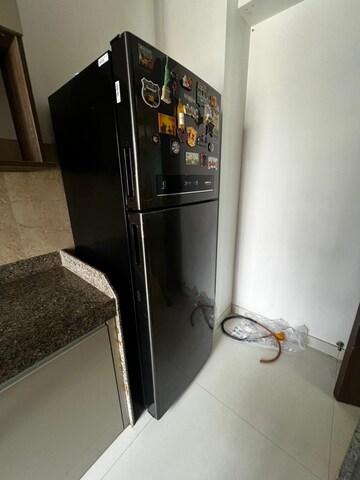 Furnished Amenities in 4 BHK Apartment at Imperial Heights Goregaon West, Goregaon West – for Rent