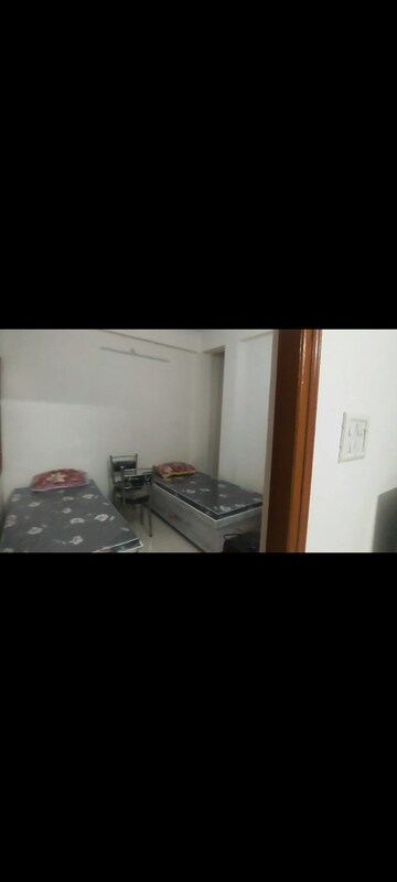 Bedroom in 2.5 BHK Builder Floor at Nijampur Malhaur – for Rent