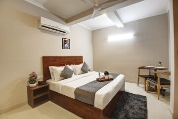 Bedroom in 1 BHK Builder Floor at Ansal Sushant Lok I, Sector 43 – for Rent