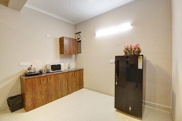 Kitchen in 1 BHK Builder Floor at Ansal Sushant Lok I, Sector 43 – for Rent
