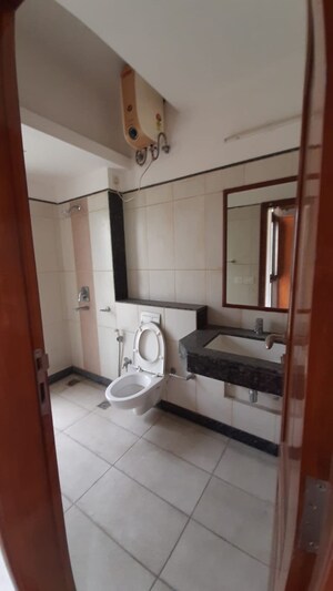 Bathroom in 4 BHK Apartment at Jaypee Greens The Castille, Jaypee Greens – for Sale