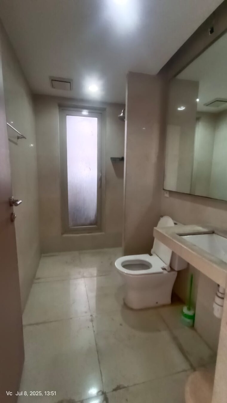 Bathroom, hiranandani-estate-rodas-enclave 3 Bedroom 1350 Sq.Ft. Apartment In Ghodbunder Road Thane 9184265