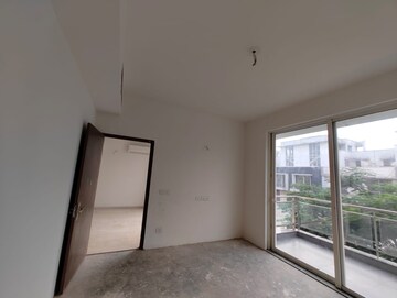  4 BHK Villa at Godrej Golf Links Evoke, Sector 27 Yamuna Expressway – for Sale