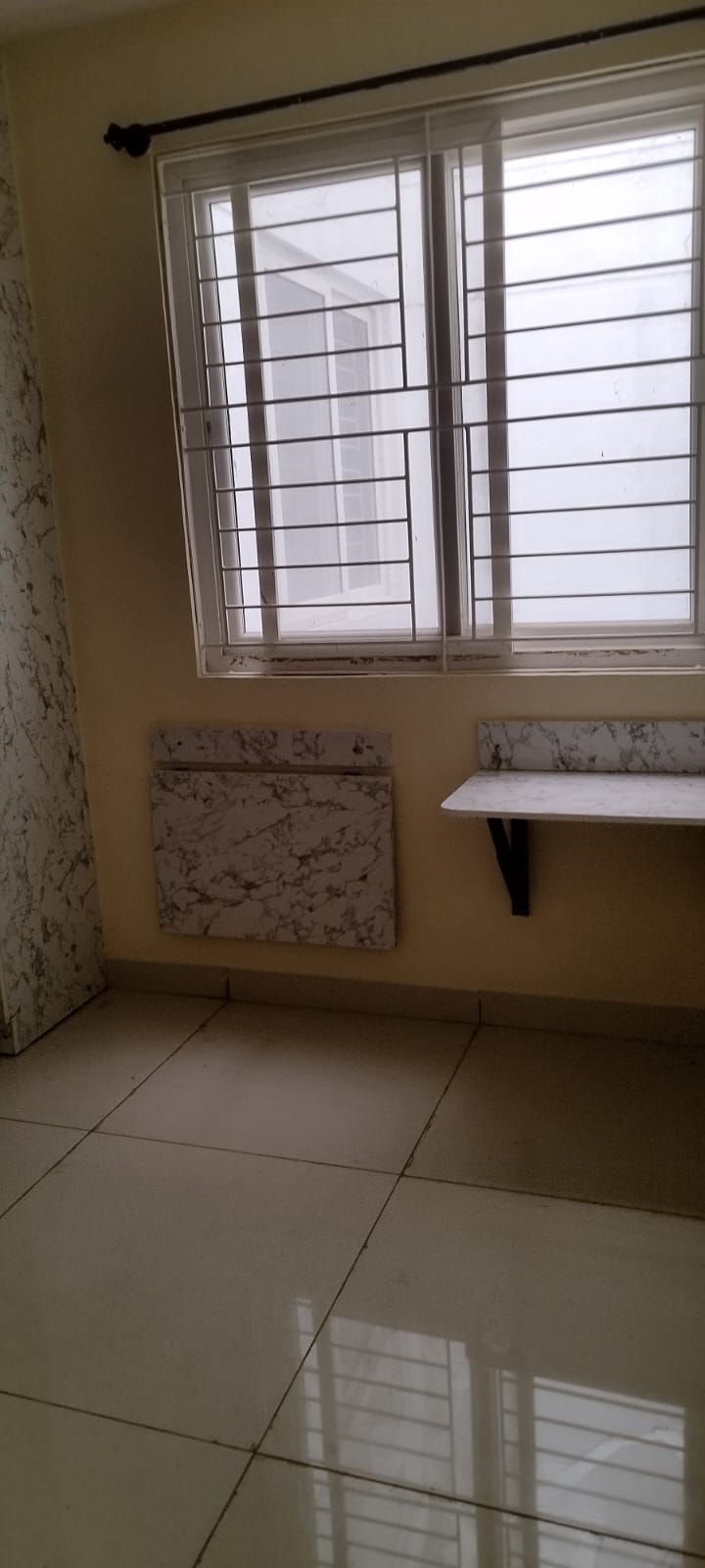 2 BHK + Pooja Room,Servant Room,Study Room Apartment For Rent in Suvastu King George Avenue