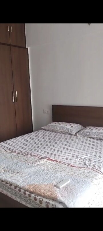 Bedroom in 2 BHK Apartment at Amann Akansha Heights, Worli – for Rent
