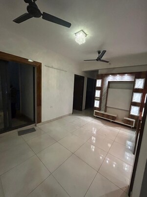 Room in 3 BHK Apartment at Gulshan Bellina, Sector 16 Greater Noida – for Sale