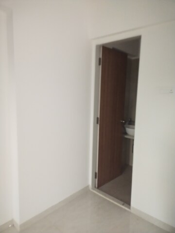 Room in 1 BHK Apartment at Sayba Heritage, Kurla East – for Rent