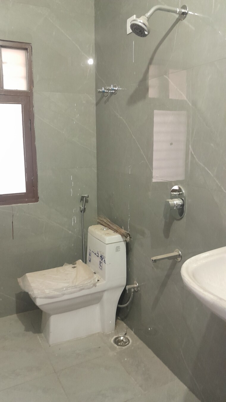 Master Bedroom, ss-mayfield-gardens 3 Bedroom 1600 Sq.Ft. Builder Floor In Sector 51 Gurgaon 9184440