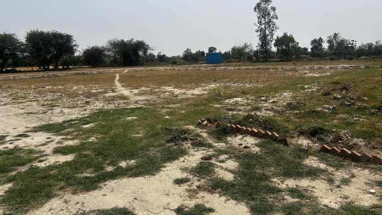 undefined, nri city  300 Sq.Yd. Plot In Nri City Greater Noida 9184415