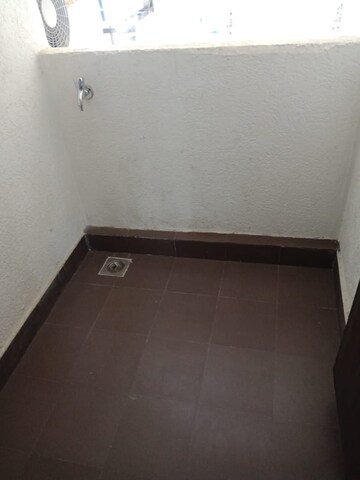 Room in 3 BHK Apartment at Lodha Splendora, Ghodbunder Road – for Rent