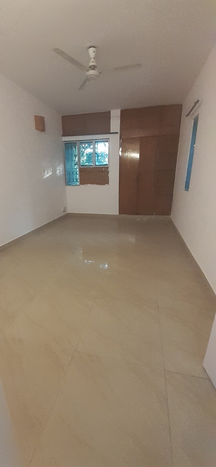 Cover Image, vasant kunj 3 Bedroom 1500 Sq.Ft. Apartment In Vasant Kunj Delhi 9184514