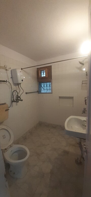 Bathroom in 3 BHK Apartment at Vasant Kunj – for Rent