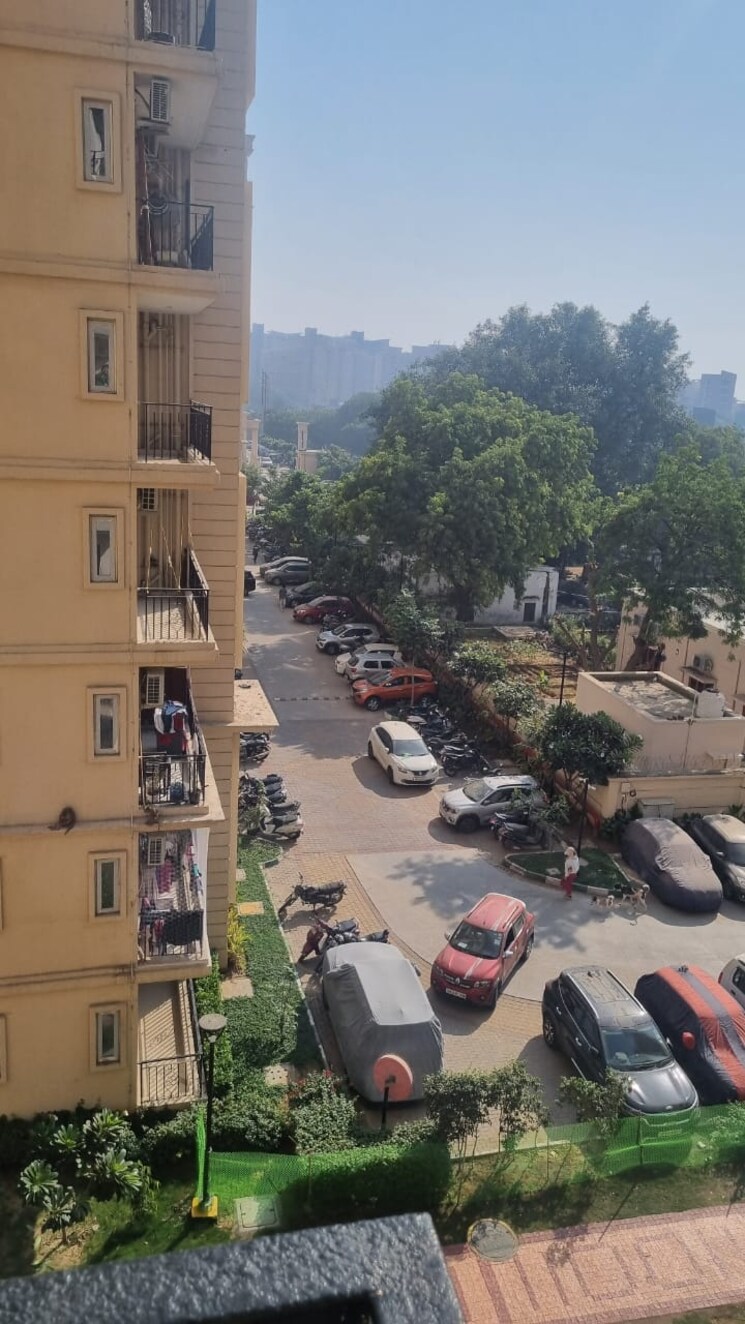 Exterior View, signature-the-serenas 2 Bedroom 583 Sq.Ft. Apartment In Sohna Sector 36 Gurgaon 9184574