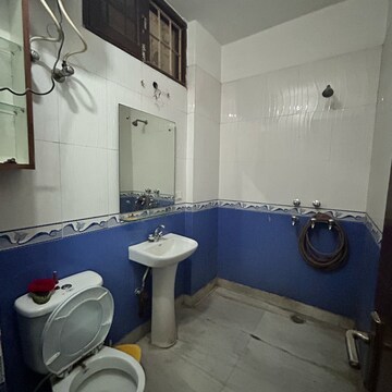 Team Area in 2 BHK Builder Floor at Ansal Plaza Sector-23, Carterpuri Village – for Rent