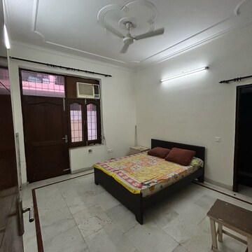 Bedroom in 2 BHK Builder Floor at Ansal Plaza Sector-23, Carterpuri Village – for Rent