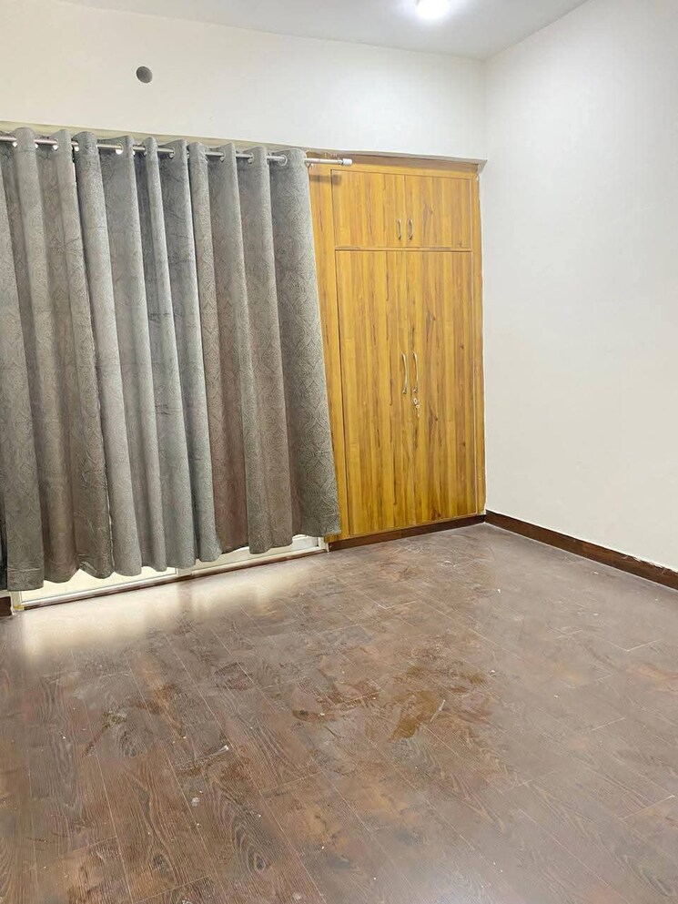 Room, amrapali-dream-valley 2 Bedroom 805 Sq.Ft. Apartment In Tech Zone 4 Greater Noida Greater Noida 9184605