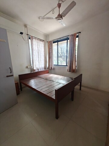 Bedroom in 2 BHK Apartment at Bandra West – for Rent