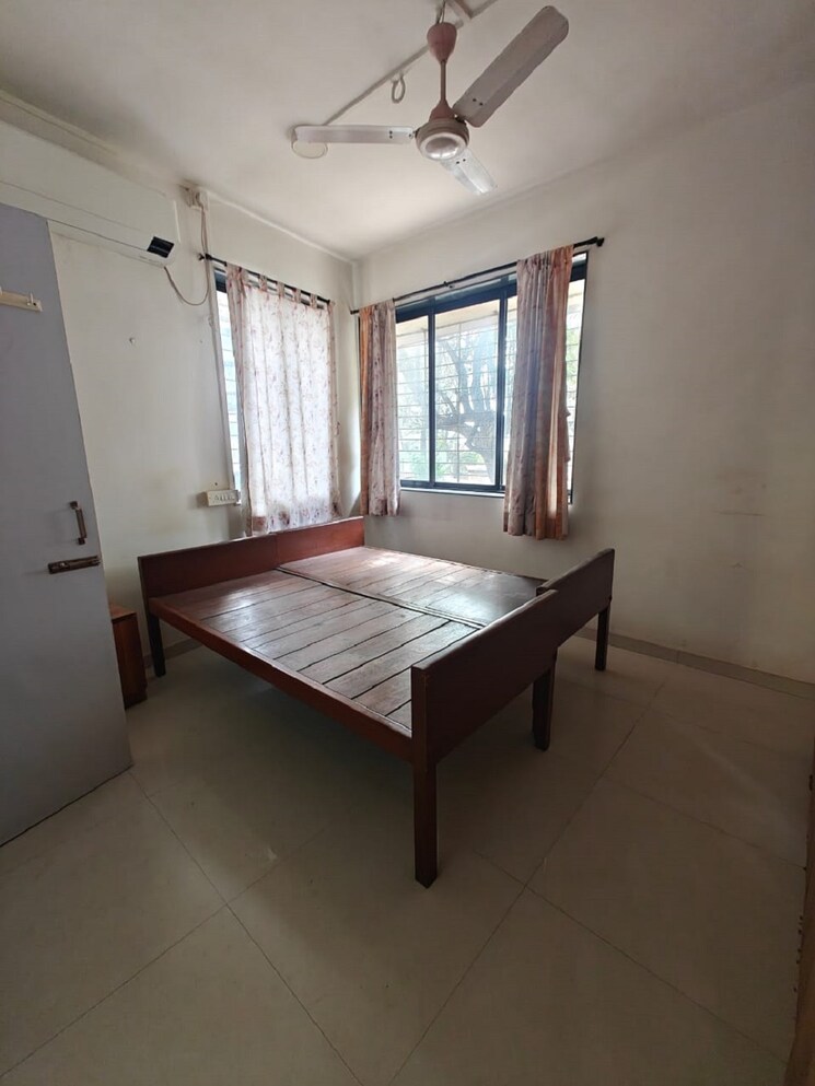 Bedroom, bandra west 2 Bedroom 750 Sq.Ft. Apartment In Bandra West Mumbai 9184707