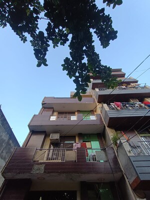 3 BHK Builder Floor For Sale in Vasundhara Sector 1