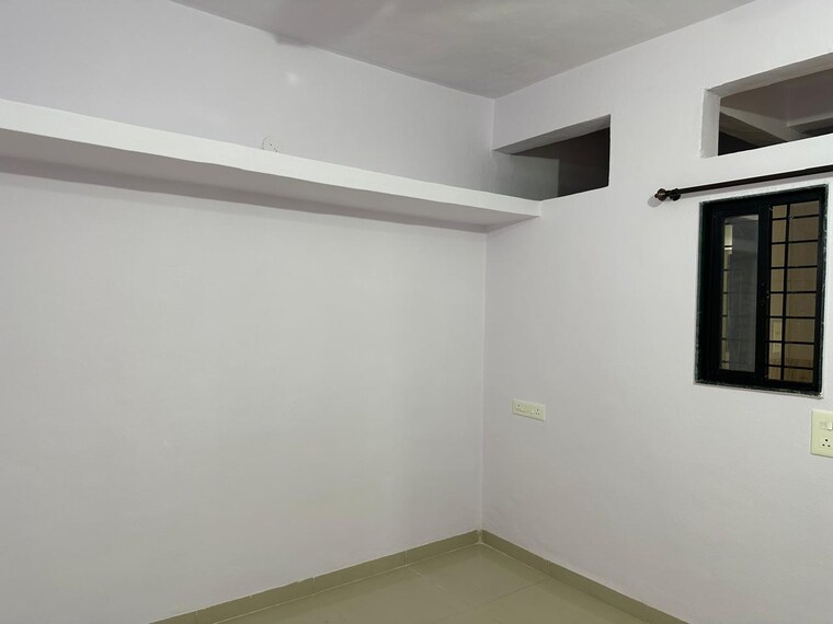 Room, chandan nagar 1 Bedroom 630 Sq.Ft. Apartment In Chandan Nagar Pune 9184734