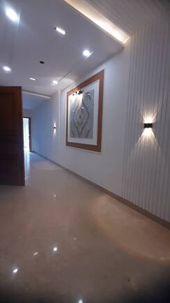 2 BHK Builder Floor For Sale in Hari Nagar