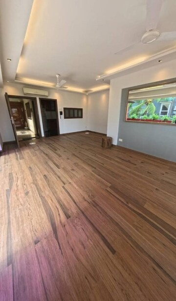 2 BHK Apartment For Rent in Bandra West