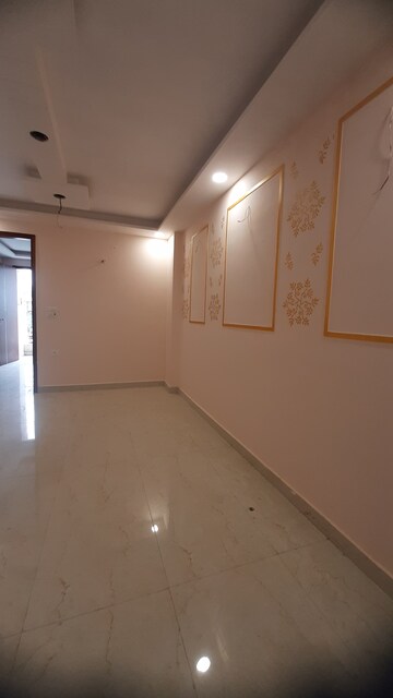 2 BHK Builder Floor For Sale in Hari Nagar