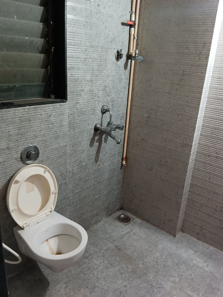 Attached Bathroom, mehta-amrut-pearl 1 Bedroom 500 Sq.Ft. Apartment In Kalyan West Thane 9184793