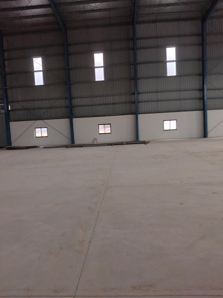 Room, sector 81 Commercial Warehouse 30000 Sq.Yd. In Sector 81 Noida 9184828