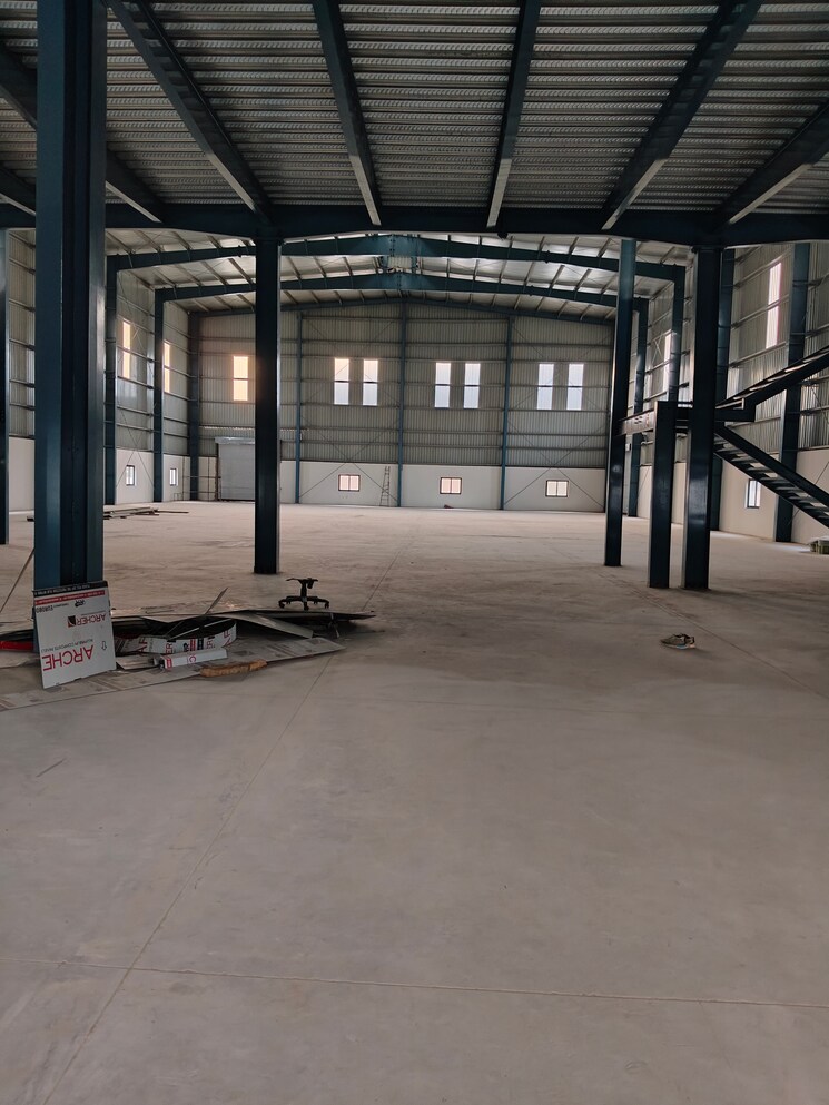  Parking, sector 81 Commercial Warehouse 30000 Sq.Yd. In Sector 81 Noida 9184828