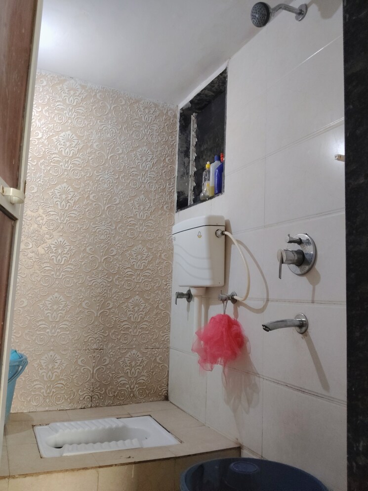 Bathroom, happy-home-sarvodaya-nagar 2 Bedroom 825 Sq.Ft. Apartment In Ambernath West Thane 9184813