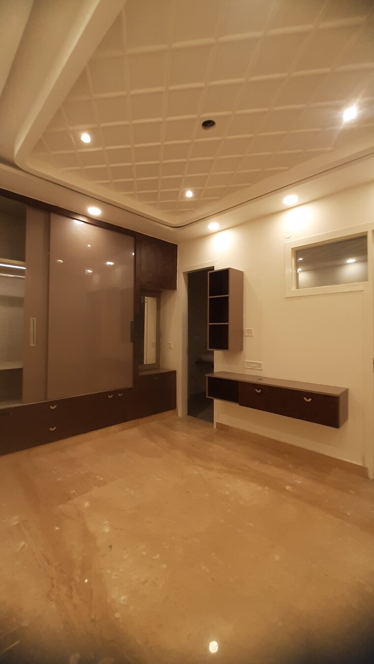 Kitchen, hari nagar 2 Bedroom 100 Sq.Yd. Builder Floor In Hari Nagar Delhi 9184814