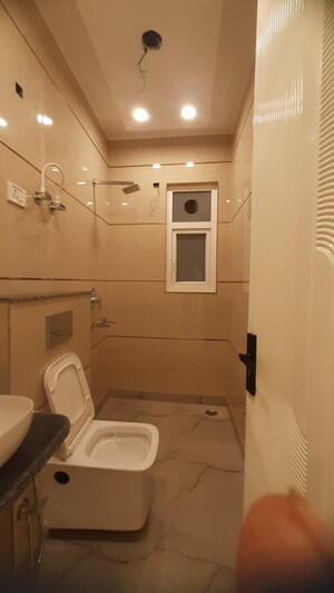 Team Area in 2 BHK Builder Floor at Hari Nagar – for Sale