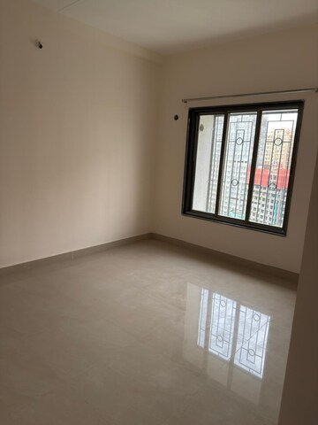 Room in 2 BHK Apartment at Mhada Building Vikhroli East, Vikhroli East – for Rent