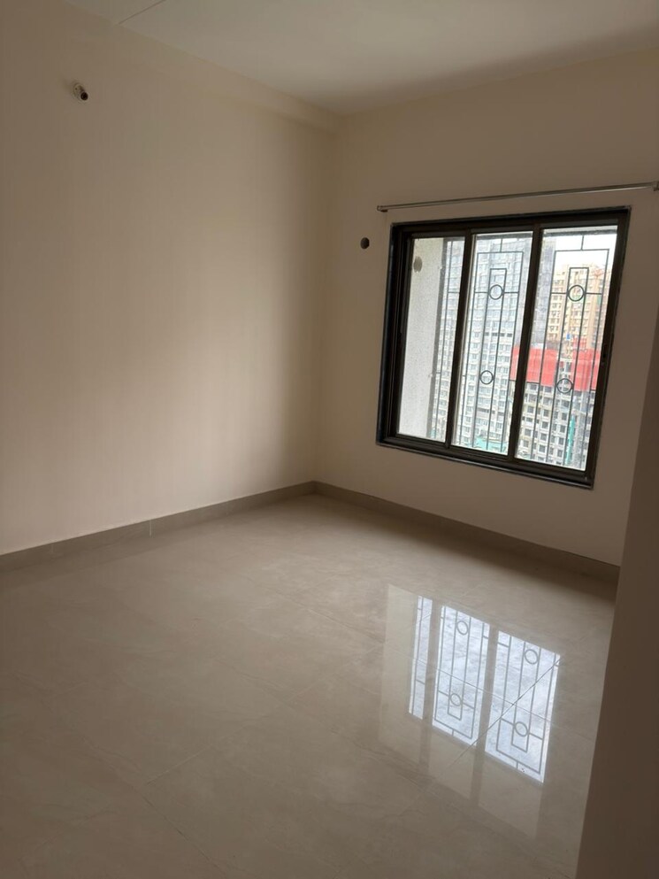 Room, mhada-building-vikhroli-east 2 Bedroom 680 Sq.Ft. Apartment In Vikhroli East Mumbai 9184837