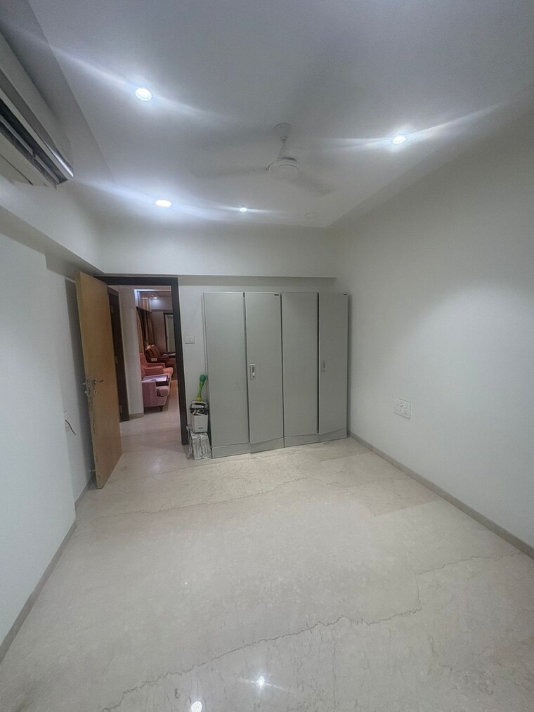 Bedroom, santacruz west 2 Bedroom 750 Sq.Ft. Apartment In Santacruz West Mumbai 9184830