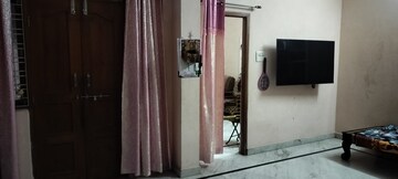 Building Lobby in 6+ BHK Independent House at Asif Nagar – for Sale